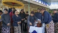 Lestarikan Budaya Jawa, Bangsal Sewokoprojo Gelar Tradisi Penyucian Pusaka