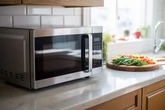 Ukuran Microwave Standard, Panduan Dimensi dan Kapasitas untuk Dapur Anda