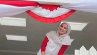 6 Potret Natalie Sarah Dekor Rumah Sendiri Jelang 17 Agustus, Penuh Semangat