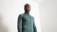 Rekomendasi Base Layer Terbaik untuk Menunjang Performa Saat Berolahraga