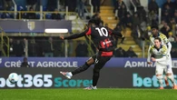 Ternyata Ini Alasan Bintang AC Milan, Rafael Leao Tak Rayakan Gol Penalti ke Gawang Parma