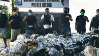 Kisah Polisi Gagalkan Penyelundupan Ribuan Botol Miras Cap Tikus ke Papua Barat