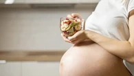 10 Mitos Kehamilan Paling Sering Beredar, Termasuk Ngidam Makanan Tertentu Bisa Pengaruhi ...