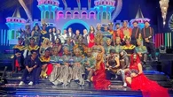 Mengenal Raminten Cabaret Show, Pertunjukan Musikal Unik di Yogyakarta Kreasi Hamzah Sulai...