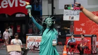 Cerita Asri Welas Syuting di Times Square New York untuk Ratu Ratu Queens: The Series, Dis...