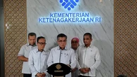 Menaker Waspada Ancaman PHK Massal dari Perang Iran-Israel
