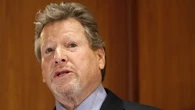Aktor Ryan O'Neil Meninggal Dunia di Usia 82 Tahun, Barbra Streisand Berduka