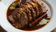 Bumbu Lapis Daging Sapi Khas Surabaya, Resep Autentik dan Rahasia Rasa yang Meresap