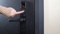 Pilihan Smart Door Lock dengan Teknologi Modern yang Bikin Rumah Lebih Aman dan Nyaman