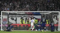 Dari Takhta Juara ke dalam Jurang: Lyon, Utang, dan Degradasi yang Mengguncang