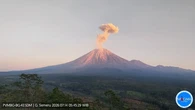 Gunung Semeru 4 Kali Erupsi dalam 3 Jam