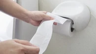 10 Penyebab BAB Berdarah pada Orang Dewasa, Gejala, dan Cara Tepat Mengatasinya
