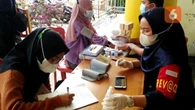 Ratusan Mahasiswa Divaksin Gratis, Kampus Ini Kaji Kuliah Tatap Muka