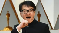 Aneka Hoaks Jackie Chan: Dari Meninggal, Pensiun, hingga Mualaf
