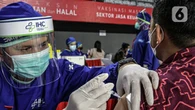 Vaksinasi Goyong Royong Sasar 65.000 Karyawan Bank