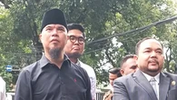 Ahmad Dhani dan Mulan Jameela Datangi KPAI untuk Buat Laporan untuk Perlindungan Putri Mer...