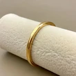 10 Model Gelang Polos Emas, Perak hingga Stainless yang Lengkapi Gaya Sehari-hari