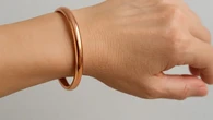 8 Model Gelang Emas Klasik untuk Ibu-Ibu 50 Tahun, Tampil Cantik dan Berkelas di 2025