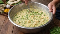 Rahasia Resep Racikan Tepung Mendoan Khas Purwokerto, Gurih Lembek Tidak Seperti Keripik