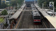 Perjalanan KRL Jakarta-Bogor Tersendat Dampak Gangguan Listrik di Stasiun Depok
