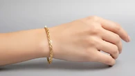 8 Model Gelang Emas 5 Gram Rantai Klasik Elegan Tapi Tetap Terjangkau di 2025