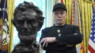 Dari Elon Musk ke Elon Musk: SpaceX Investasi Rp 32,5 triliun ke Startup xAI
