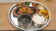 Restoran Korea Baru di Jakarta yang Terinspirasi Drakor Reply 1988, Sajikan Kuliner Rumaha...