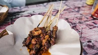Deretan Kuliner Non Halal Viral di Bandung yang Bikin Ketagihan, Menggoda Selera