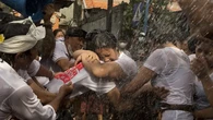 Omed-Omedan, Tradisi Tarik Menarik Pemuda-Pemudi Bali Usai Perayaan Nyepi
