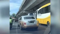 Heboh Mobil Rolls-Royce Gunakan Pelat Nomor Palsu di Makassar, Kini Ditilang Polisi
