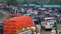 Puncak Macet Horor, Polisi Minta Pengendara Lewat Jonggol atau Sukabumi