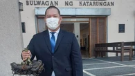 Viral Pengacara Dibayar dengan Kepiting Usai Bantu Warga Miskin di Pengadilan