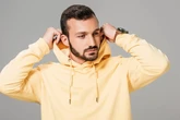Rekomendasi Hoodie Pria Premium dengan Material Berkualitas untuk Kenyamanan Maksimal