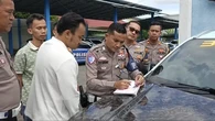 Aksi 'Aura Farming' di Atas Mobil Berakhir dengan Sanksi Tilang Maksimal dari Polisi