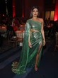 Priyanka Chopra Cedera Tergores Kamera Saat Syuting Heads of State, Nyaris Kena Matanya