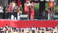 Gelar Bangsawan Adat dari Masyarakat Adat Kutai Barat untuk Presiden Jokowi