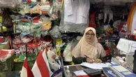 Denyut Merah Putih di Pasar Senen, Penjualan Turun Drastis