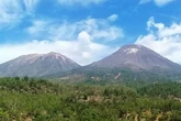 Lewotobi Perempuan, Sisi Lain Gunung Kembar NTT yang Jarang Terekspose