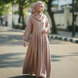 Panduan Fashion Muslimah Elegan, dari Gamis Flowing hingga Aksen Minimalis