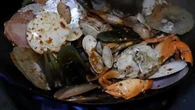 BERANI BERUBAH: Sedapnya Seafood Penyelamat Korban PHK