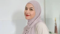 9 Inspirasi Hijaber Modern 40 Tahun Revalina S Temat, Effortless tapi Elegan
