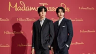 Potret Ahn Hyo Seop Pose Bareng Patung Lilinnya di Madame Tussauds Singapura