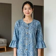 9 Model Batik Lengan Lonceng Wanita Terbaru, Gaya Feminin Tak Lekang oleh Waktu