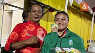 Cerita Varadisa Septi Putri Pertahankan Emas Cabor Gulat di PON XXI Berkat Konsistensi