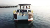 Nikmati Keindahan Pantai Banyuwangi dengan Kapal Listrik Mewah