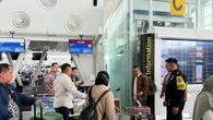 Cara Nekat 13 Orang Berangkat Haji Berakhir di Imigrasi