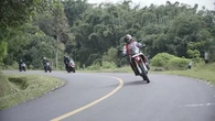 Motul Uji Pelumas 5100 dan 7100 Ajak Pecinta Motor Touring Jelajah Flores