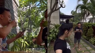 6 Potret Taman Mini Rumah Ari Lasso yang Asri, Jadi Spot Santai Favorit bareng Kekasih