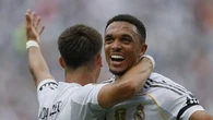 Trent Alexander-Arnold Nyaman Main di Taktik Baru Xabi Alonso