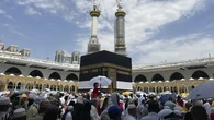 Asyik! Baiya Haji di Indonesia Bakal Turun Lagi